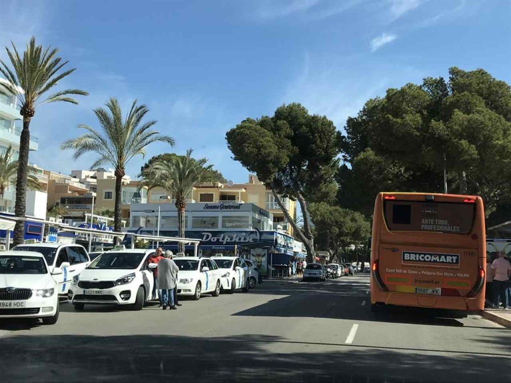 komunikacja i hotele na Majorce